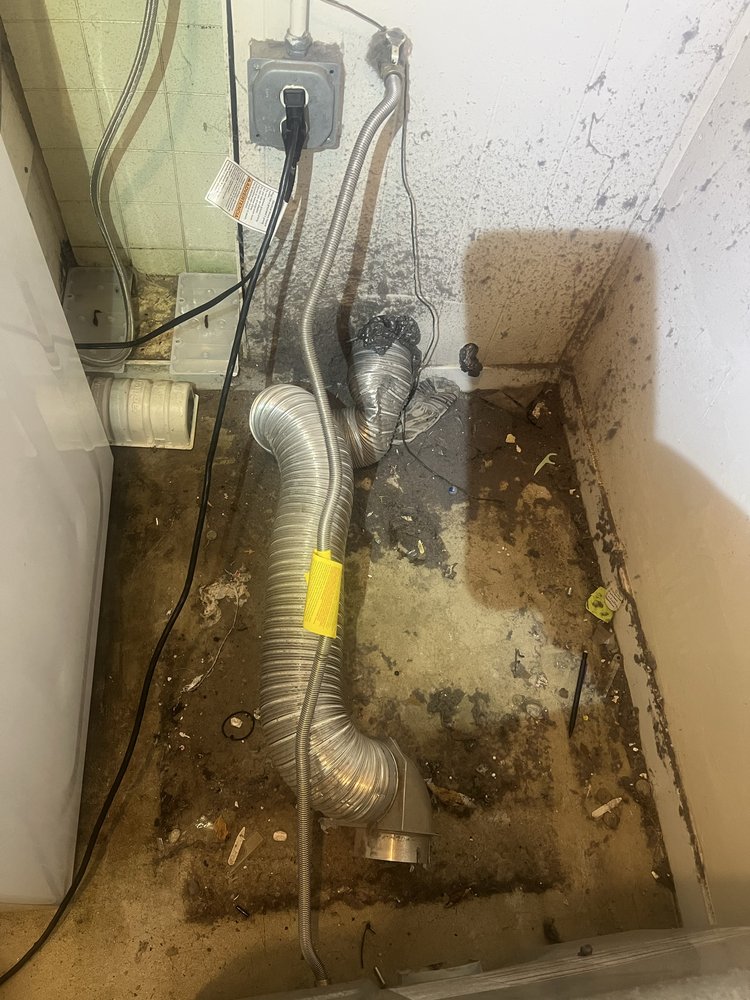 Professional dryer vent cleaning service removing lint in Oakland, CA Professional dryer vent cleaning service removing lint in Oakland, CA