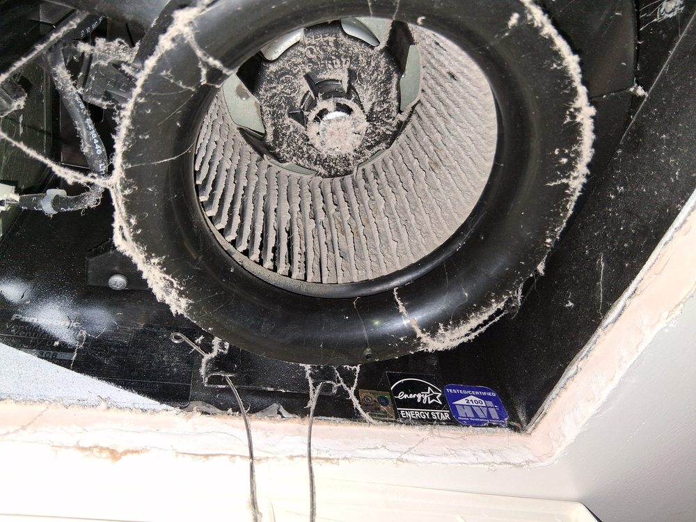 HVAC fan and blower assembly cleaned during duct service in Oakland, CA HVAC fan and blower assembly cleaned during duct service in Oakland, CA